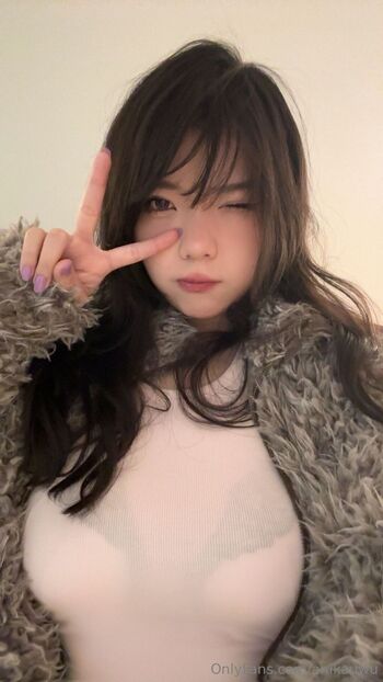 anik / anikauwu nude photo #30