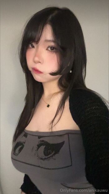 anik / anikauwu nude photo #36