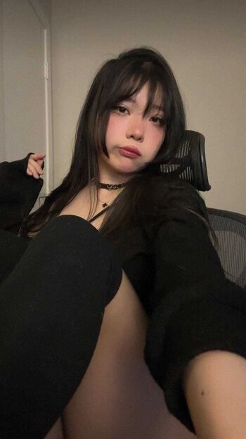 anik / anikauwu nude photo #39