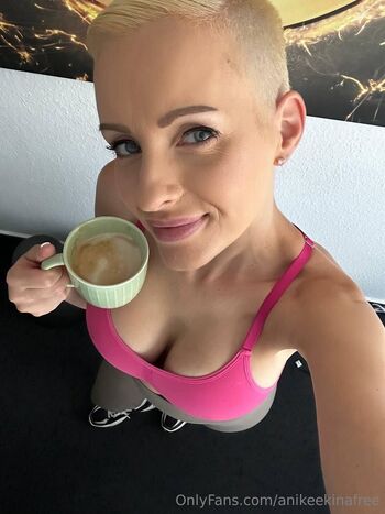 Anike Ekina - free O / anikeekinafree nude photo #3