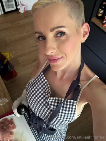 Anike Ekina - free O / anikeekinafree nude photo #6