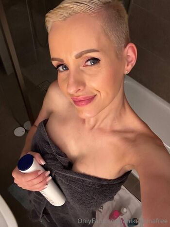 Anike Ekina - free O / anikeekinafree nude photo #8