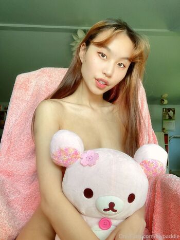 Lil / animelily nude photo #31