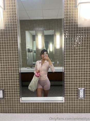 Lil / animelilys nude photo #9