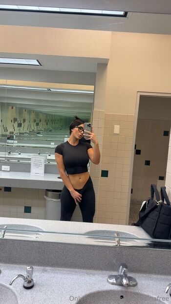 Anissa (YOUR FAVORITE NAUGHTY GAMER / anissagodinafree nude photo #3