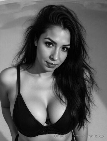 Anna Top 5 Schwei / anna.x.x.x nude photo #3