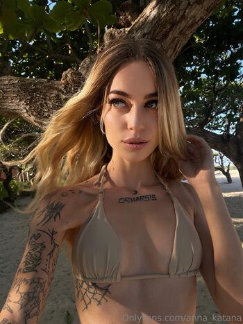 𝐴𝑛𝑛𝑎 𝐾𝑎𝑡𝑎𝑛 / anna_katana nude photo #2