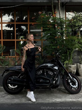 𝐴𝑛𝑛𝑎 𝐾𝑎𝑡𝑎𝑛 / anna_katana nude photo #29