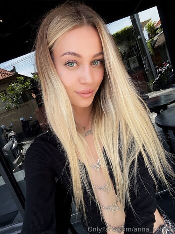 𝐴𝑛𝑛𝑎 𝐾𝑎𝑡𝑎𝑛 / anna_katana nude photo #30