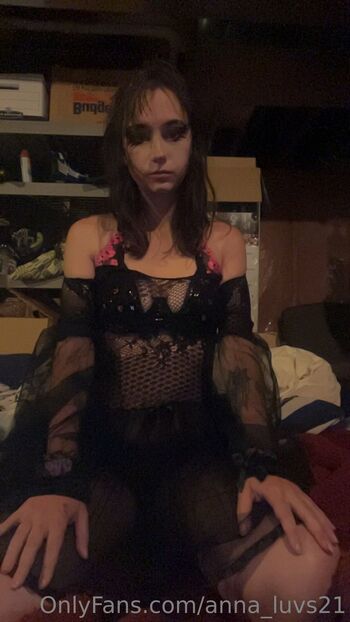 Anna Lilith Ev / anna_luvs21 nude photo #7