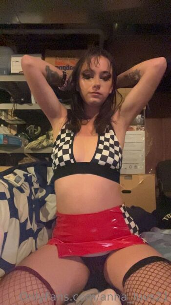 Anna Lilith Ev / anna_luvs21 nude photo #10