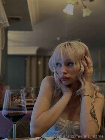 𝐀𝐧𝐧𝐚-𝐌𝐚𝐫𝐢𝐢𝐞 / anna_mariie nude photo #34