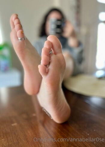 Anna Bella Ros / annabellar0se nude photo #17