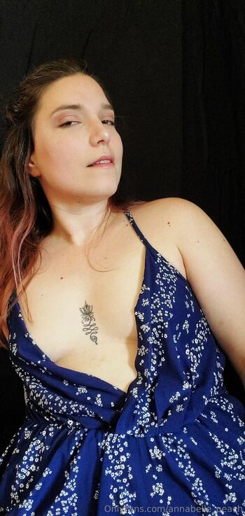 Annabelle Peac / annabelle_peach / annabellethepeach2 nude photo #1