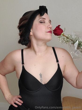 Annabelle Peac / annabelle_peach / annabellethepeach2 nude photo #15