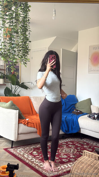 Anna (19 yo) / annabellebrown nude photo #7