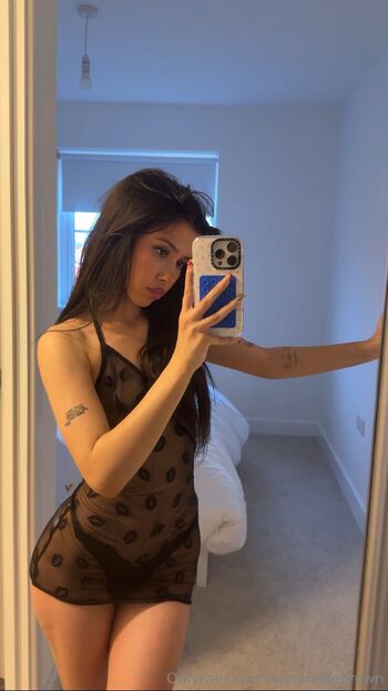 Anna (19 yo) / annabellebrown nude photo #14
