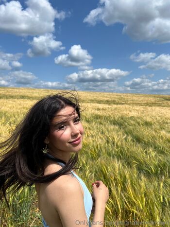 Anna (19 yo) / annabellebrown nude photo #15