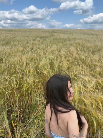 Anna (19 yo) / annabellebrown nude photo #16