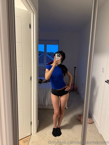 Anna (19 yo) / annabellebrown nude photo #29