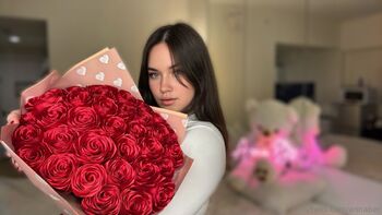 A Berry / annaber nude photo #14