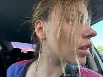 Anna Claire Cloud / annaclaireclouds nude photo #12