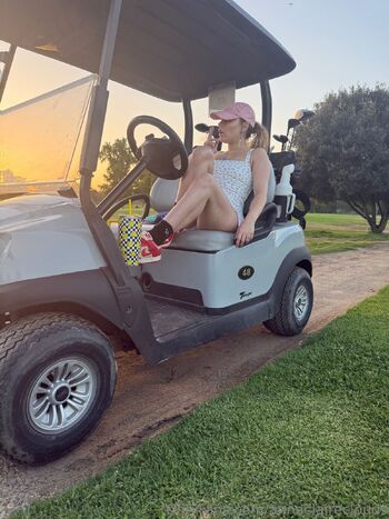 Anna Claire Cloud / annaclaireclouds nude photo #17