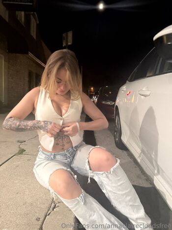 Anna Claire Clouds Fre / annaclairecloudsfree nude photo #52