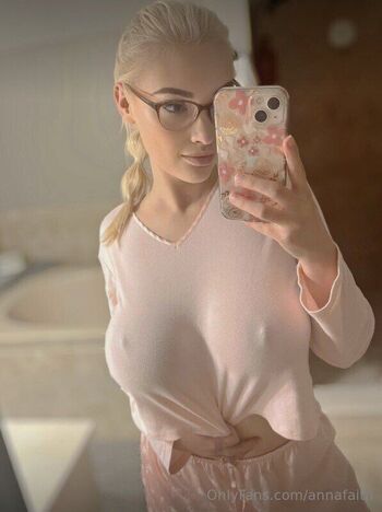 Anna Fait / annafaith nude photo #17