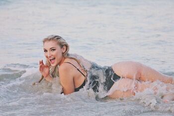 Anna Fait / annafaith nude photo #27