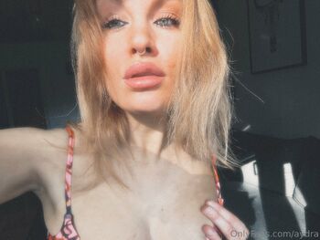 Angelic / annamariangelica nude photo #33