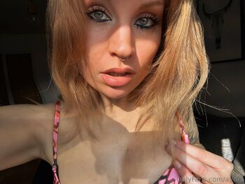 Angelic / annamariangelica nude photo #34