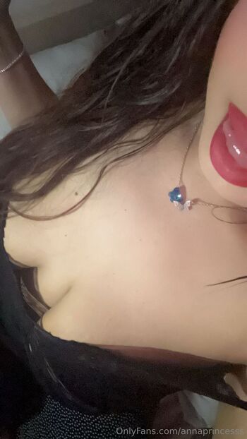 Anna / annaprincesss nude photo #21