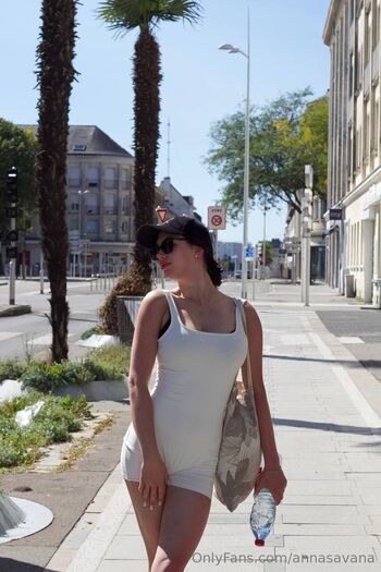 Anna Savana / annasavana nude photo #9