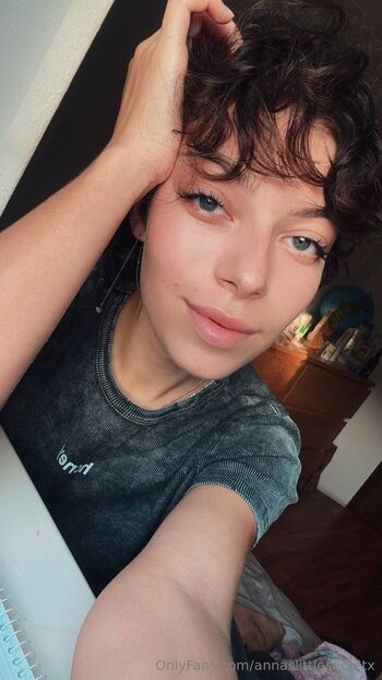Anna / annaslittlesecretx nude photo #33