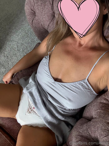 Ann / annaspuresoles nude photo #15