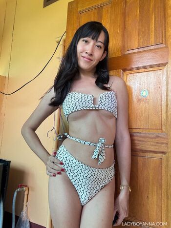 Asian Transgirl Ann / annatsfree nude photo #8