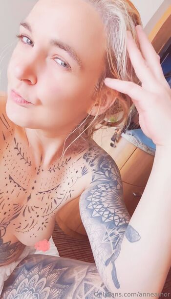 anneamo / anneamor nude photo #13