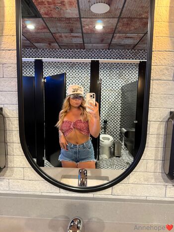 Anni / annehope / annelise.hope_official / annelisehope19 / annelise_hope1 nude photo #2