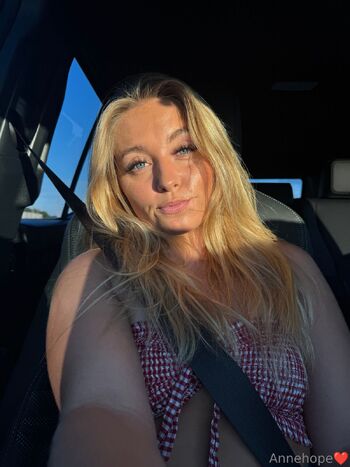 Anni / annehope / annelise.hope_official / annelisehope19 / annelise_hope1 nude photo #9