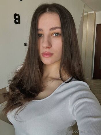 Annie / annie_aa nude photo #14