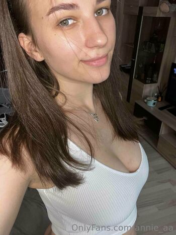 Annie / annie_aa nude photo #17