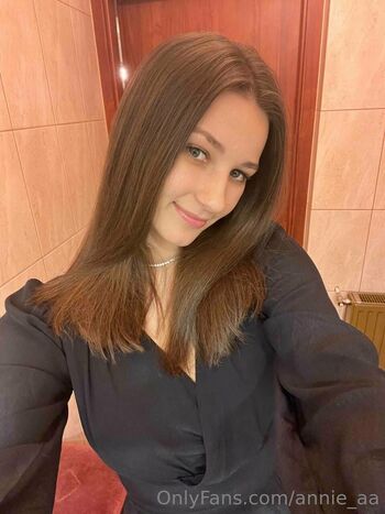 Annie / annie_aa nude photo #20
