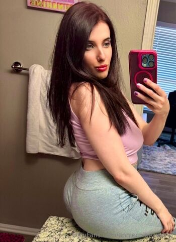 Anniechlo / anniechloesworld nude photo #31