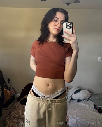 Annie Dr / anniedro nude photo #8