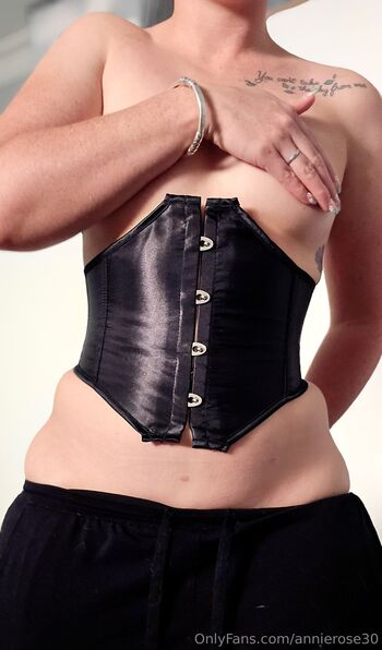 Annie-Ros / annierose30 / ms.annie.rose / annie_rose30 nude photo #10