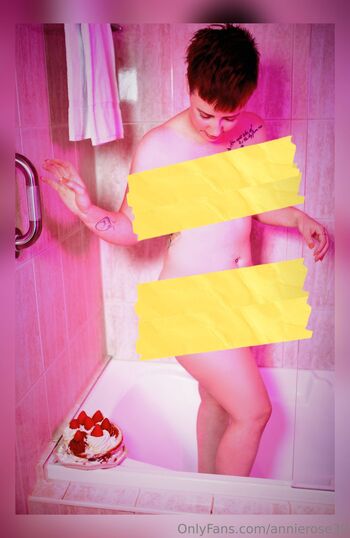 Annie-Ros / annierose30 / ms.annie.rose / annie_rose30 nude photo #16