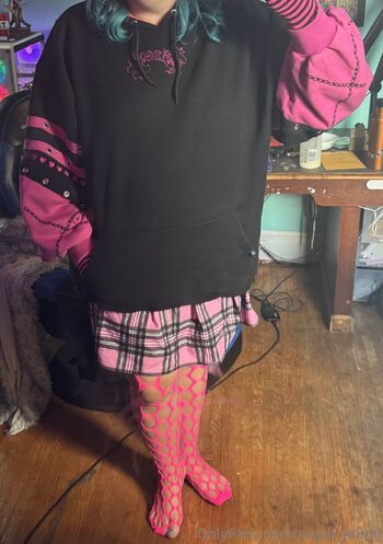 𝓐𝓷𝓷𝓲𝓴𝓪 / annikaxp nude photo #3