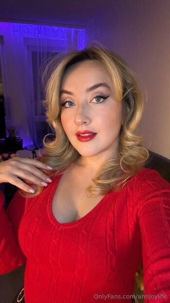 Ann Jo / annjoylife nude photo #2