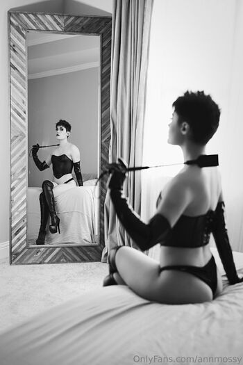 Ann Moss / annmossy / ann_mossy nude photo #5